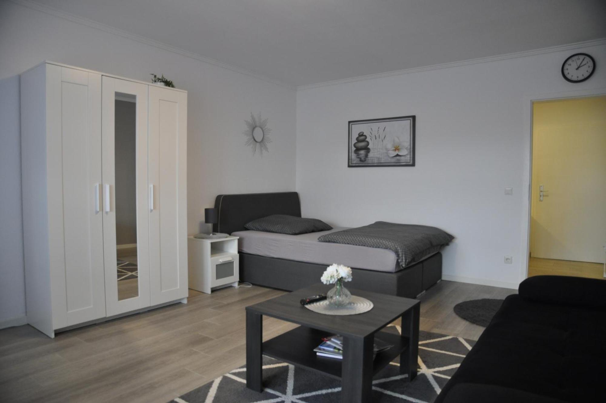 Deluxe Apartment 2 - Ruhe Oase - 1Zkb Balkon - Parkplatz Bad Nauheim Dış mekan fotoğraf