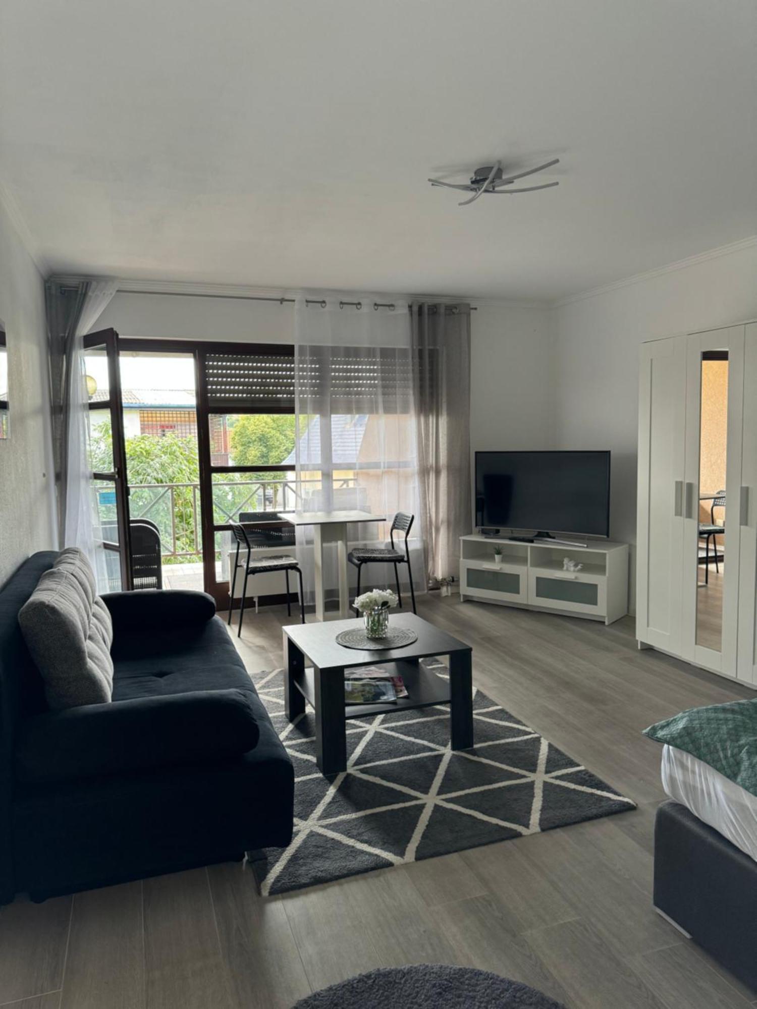 Deluxe Apartment 2 - Ruhe Oase - 1Zkb Balkon - Parkplatz Bad Nauheim Dış mekan fotoğraf